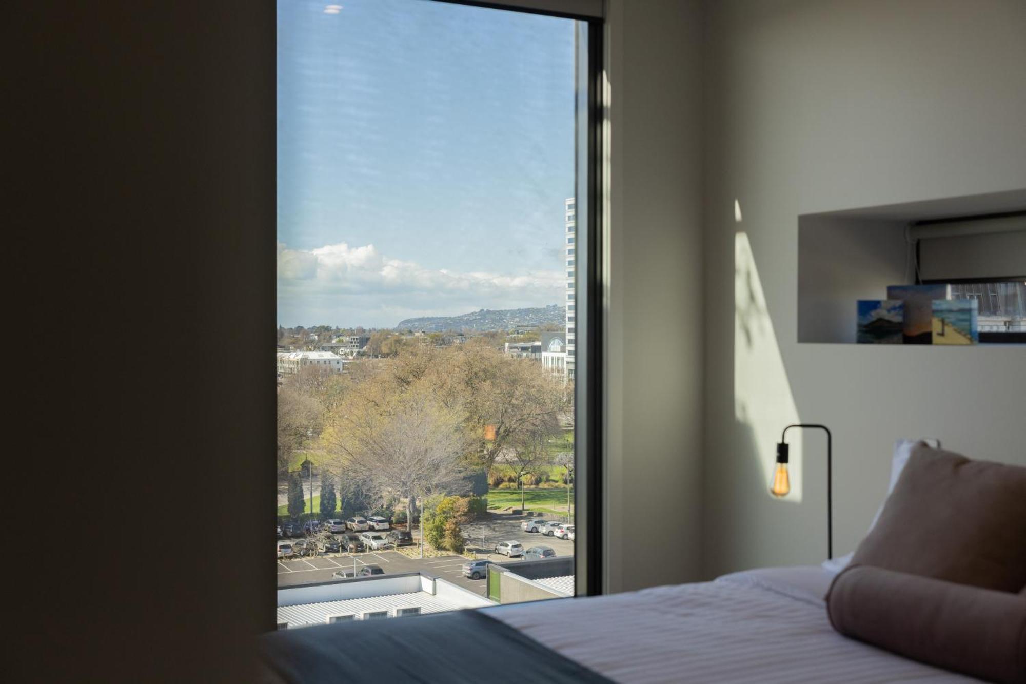 Luxury 2 Bedroom Cbd Apartment With Free Parking Christchurch Dış mekan fotoğraf