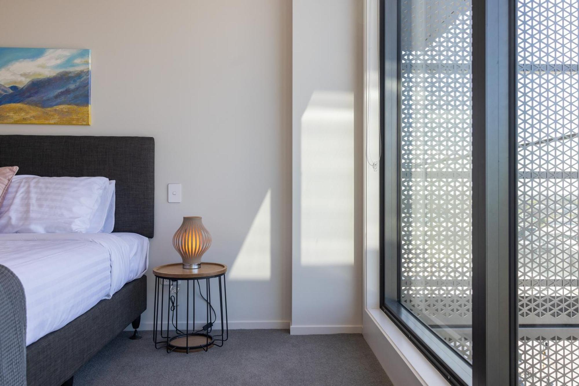 Luxury 2 Bedroom Cbd Apartment With Free Parking Christchurch Dış mekan fotoğraf